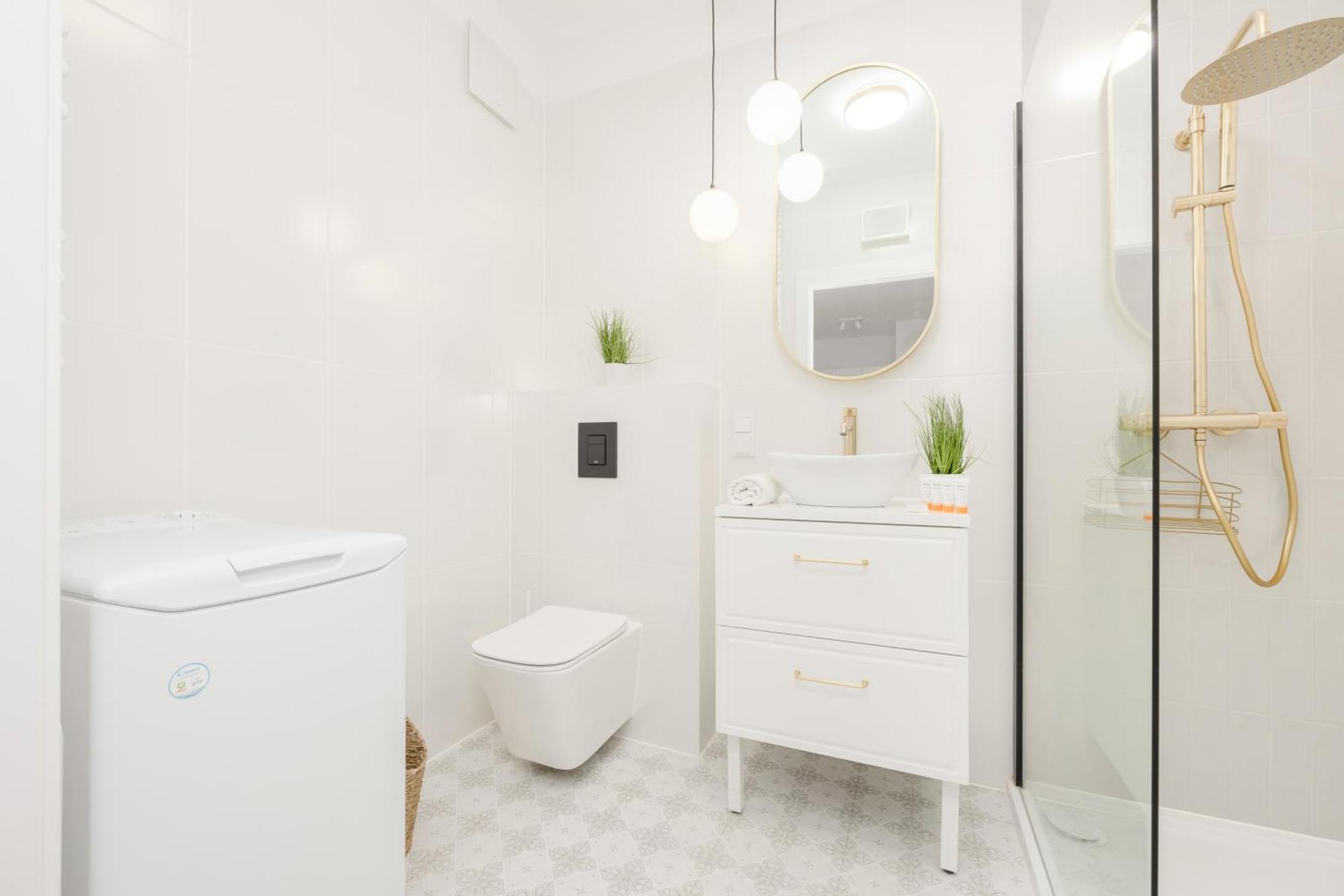 Modern Apartment With Balcony Near Aleje Jerozolimskie By Noclegi Renters Warsaw Ngoại thất bức ảnh