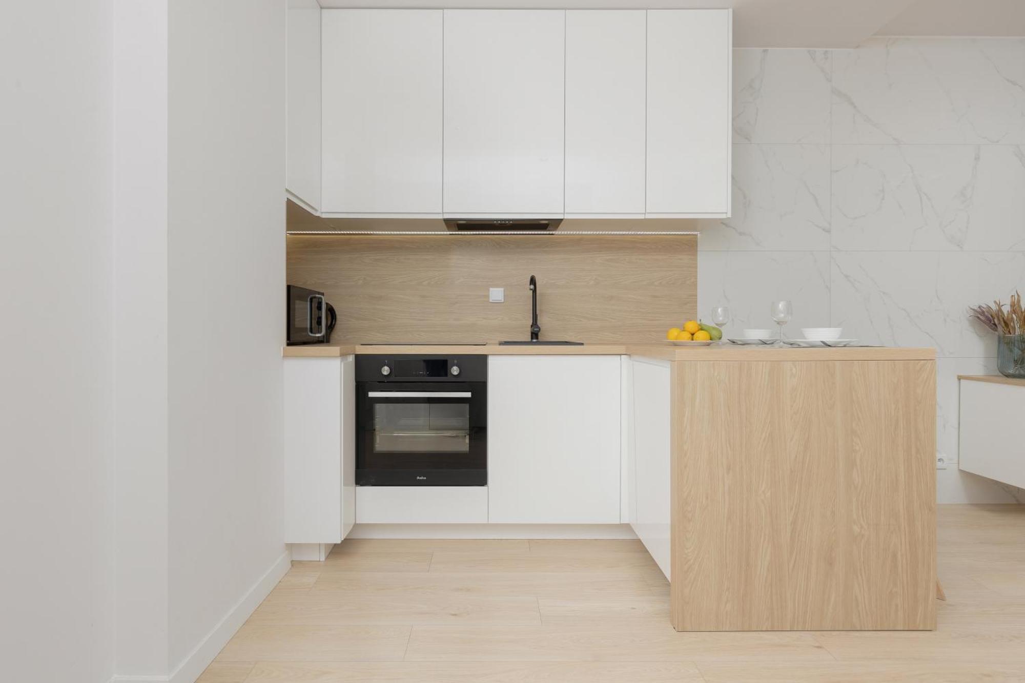 Modern Apartment With Balcony Near Aleje Jerozolimskie By Noclegi Renters Warsaw Ngoại thất bức ảnh