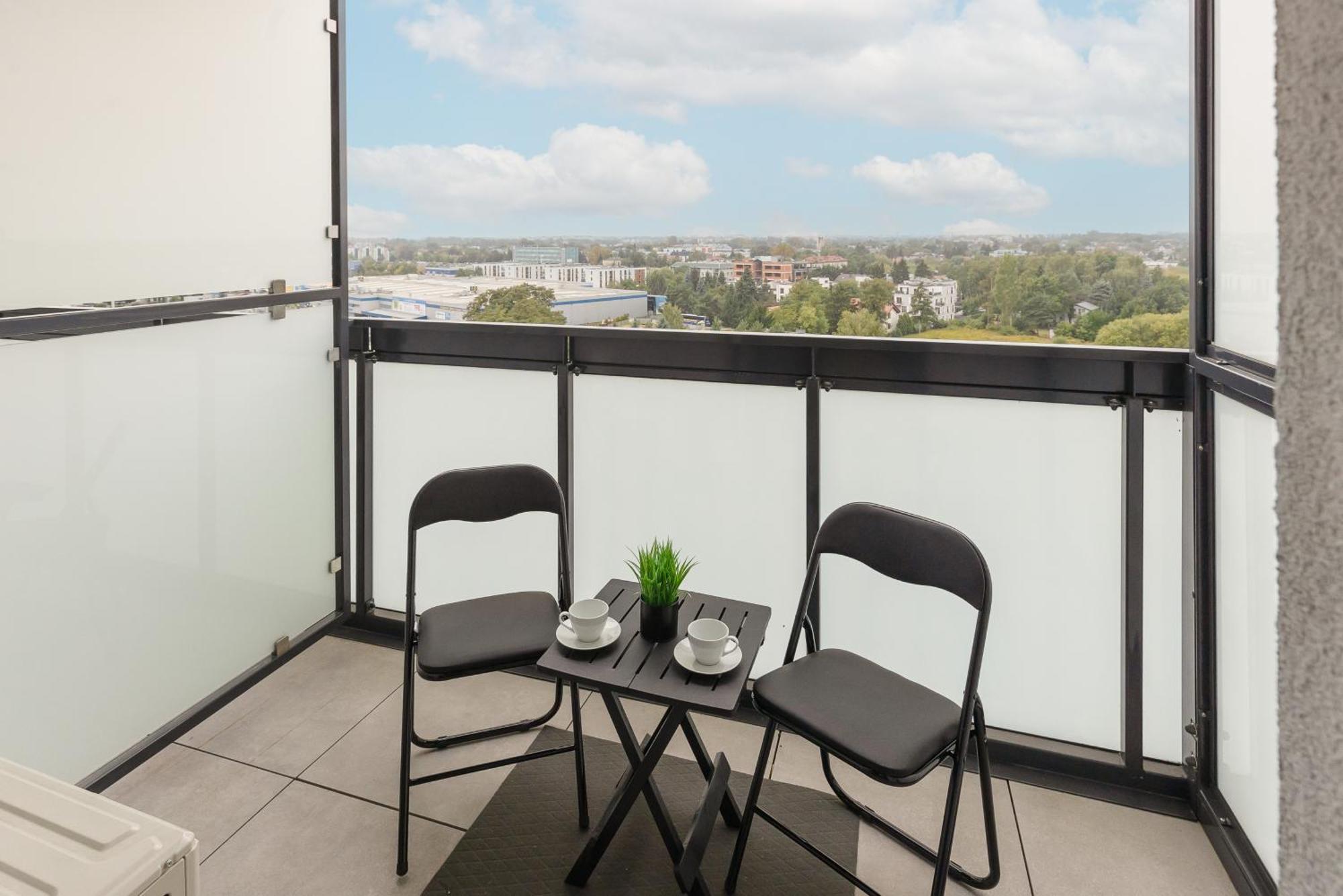 Modern Apartment With Balcony Near Aleje Jerozolimskie By Noclegi Renters Warsaw Ngoại thất bức ảnh