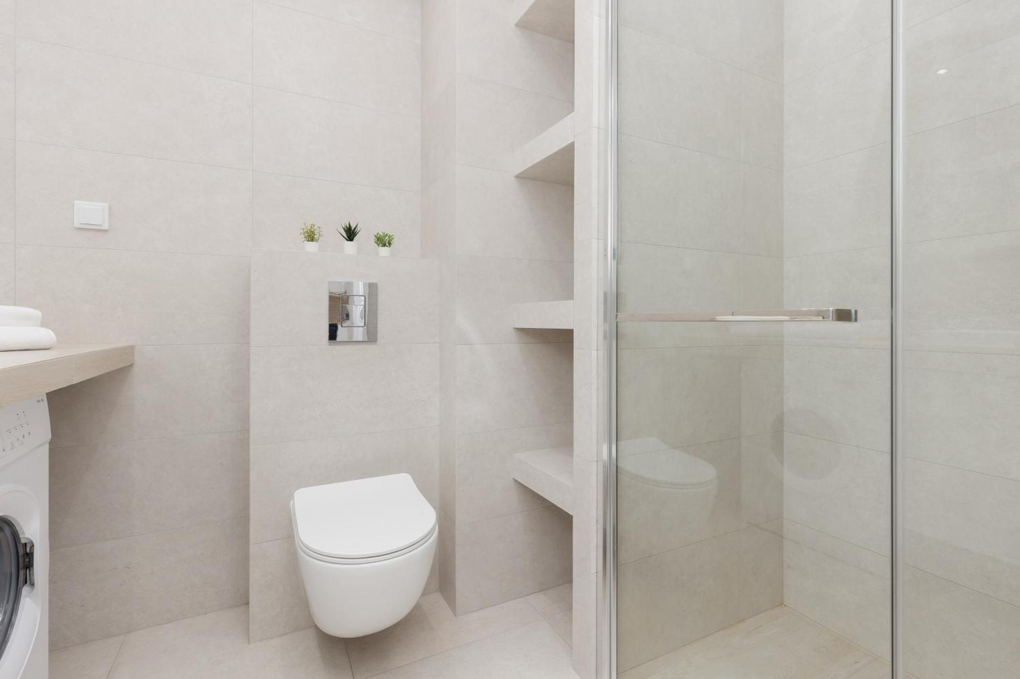 Modern Apartment With Balcony Near Aleje Jerozolimskie By Noclegi Renters Warsaw Ngoại thất bức ảnh